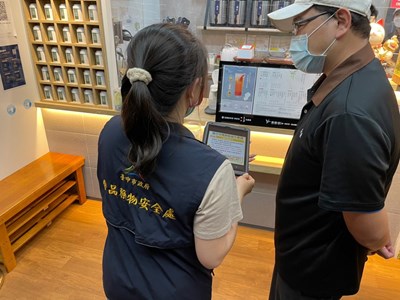 實地查核95家餐飲攤商