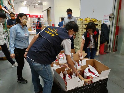 市府啟動聯合稽查-第一時間前往好市多稽查-確認已回收下架-避免問題商品流入市面